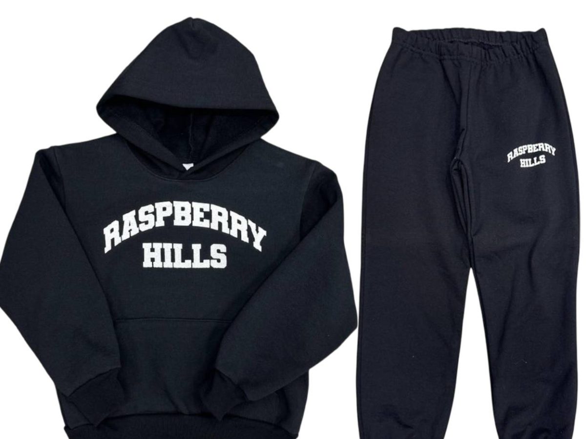 raspberry hills logo0 tracksuit black youth 1200x900 1.jpg